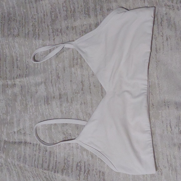 Aritzia Other - Aritzia | White Sports Bra Light Support